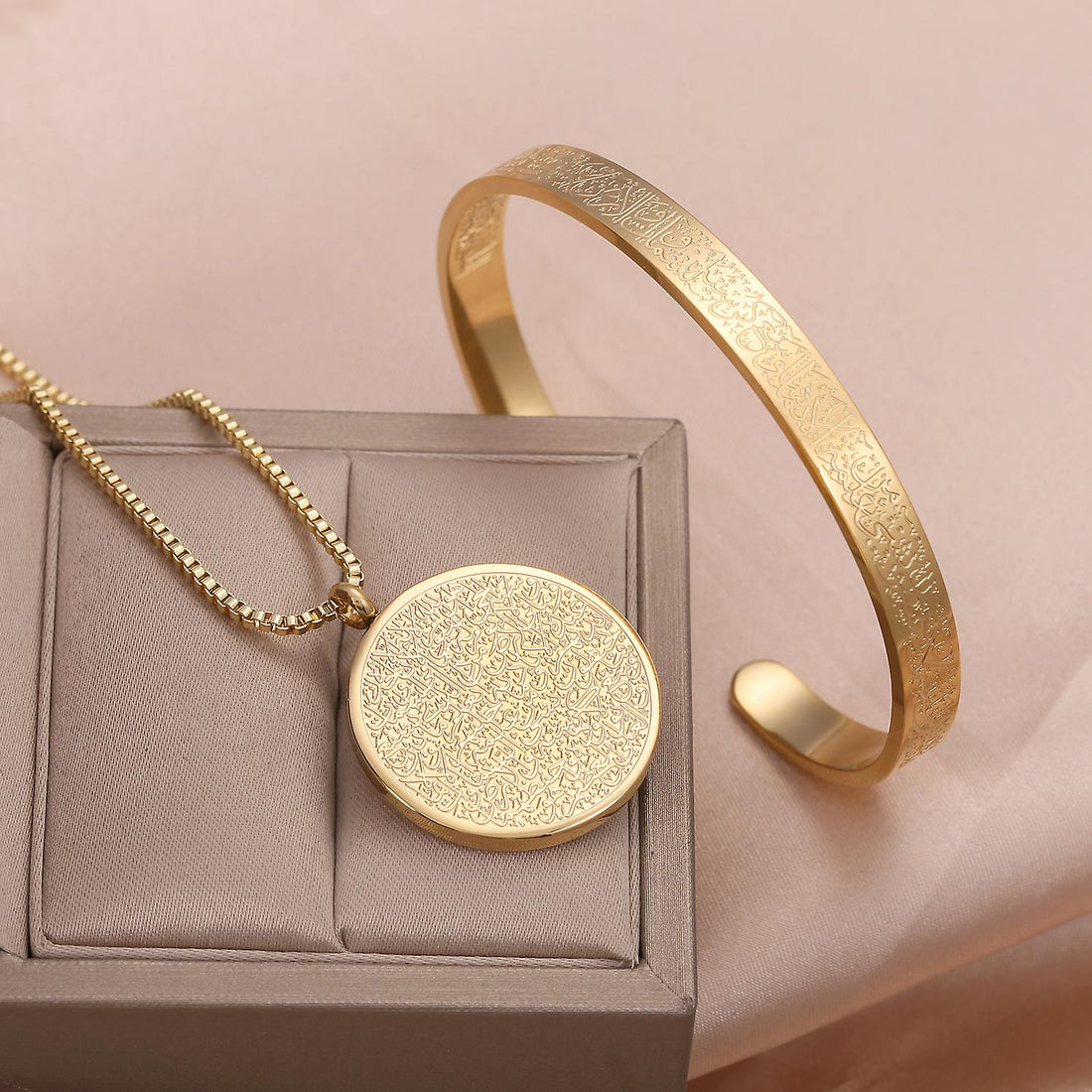 Ayetelkürsi gold renk kolye bileklik set